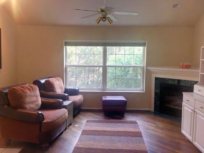 Foto del edificio - Downtown Glenwood Springs Condo