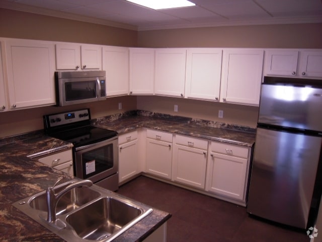 Kitchen Cabinets Jackson Tn renaissance center rentals - jackson, tn | apartments Kitchen Cabinets Jackson Tn renaissance center rentals - jackson, tn | apartments