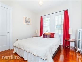 Building Photo - 2 br, 1 bath  - 31 Mendelssohn St # 1