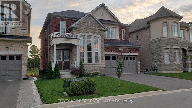 Building Photo - 56 Golden Hawk Dr