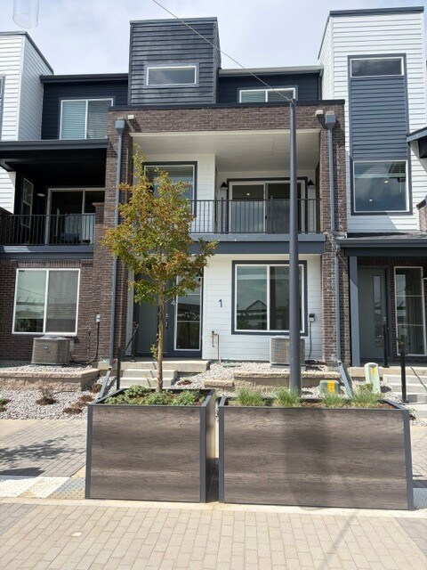 Foto del edificio - 1614 Park Ln