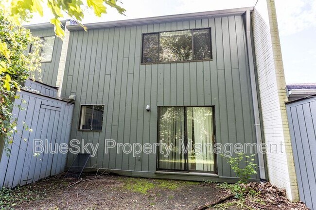 Foto del edificio - 228 Harvest Drive