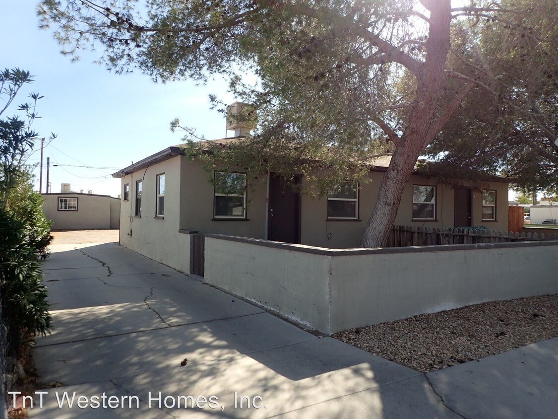 521 W Atkins Ave, Ridgecrest, CA 93555 Apartment for Rent in