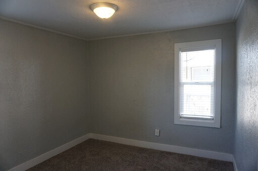 Building Photo - 159-161 Goltz