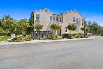 Building Photo - 51 Zen Gdn