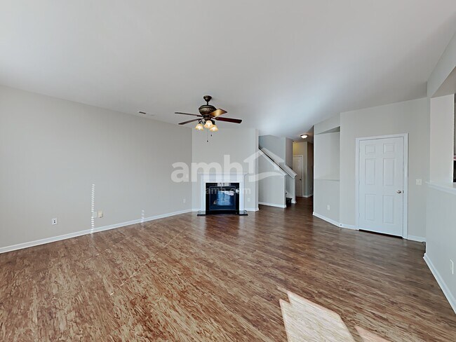 Building Photo - 1015 Green Terra Rd