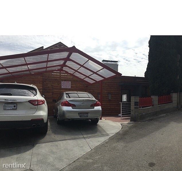 Building Photo - 2058 Glencoe Way