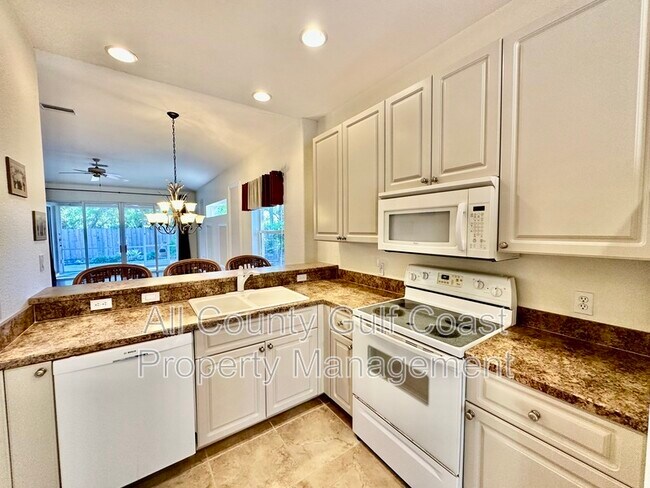 Building Photo - 5002 Seagrass Dr