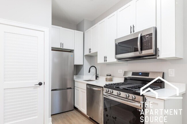 Photo - 3836 North Wilton Avenue #2 Apartment