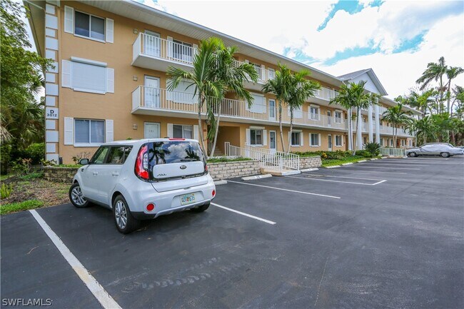 Building Photo - 3012 Sandpiper Bay Cir