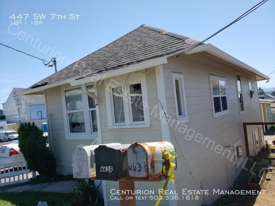 Primary Photo - 447 SW 7th St