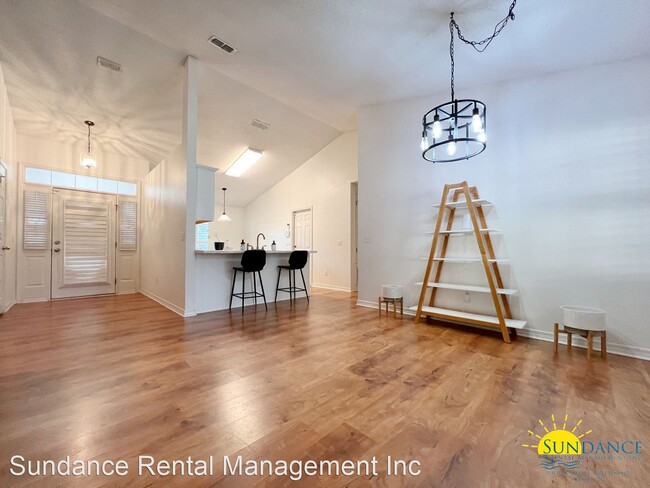 Building Photo - 3 br, 2 bath House - 2071 Alfred Boulevard