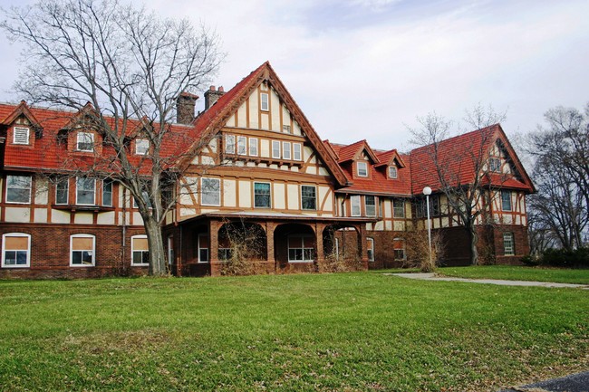 Building Photo - The Cottage Senior Living