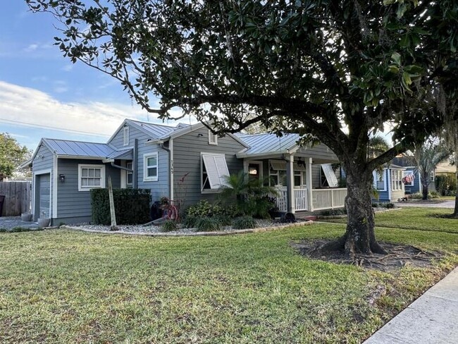 Photo - 1345 W Smith St House