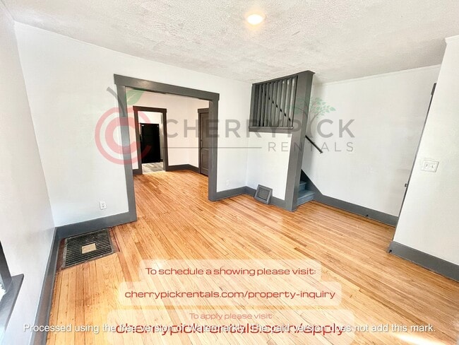 Building Photo - 2518 Emmet St