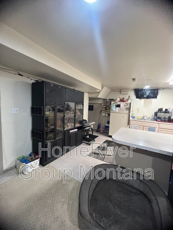 Foto del edificio - 730 Hastings Ave