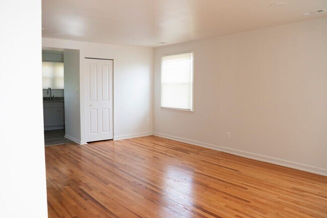 Foto del edificio - 8206 Old Harford Rd
