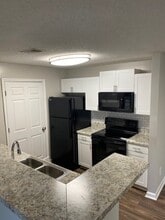 Building Photo - Arbor Bend