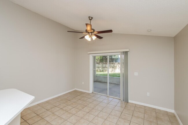 Building Photo - 2908 Maderia Cir