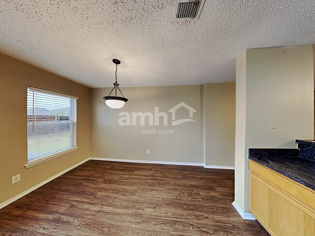 Foto del edificio - 4652 Cool Ridge Ct