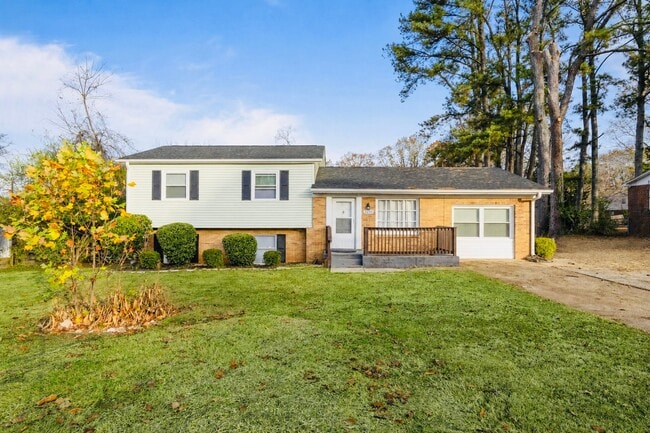 Building Photo - 2210 Wharton Rd NW