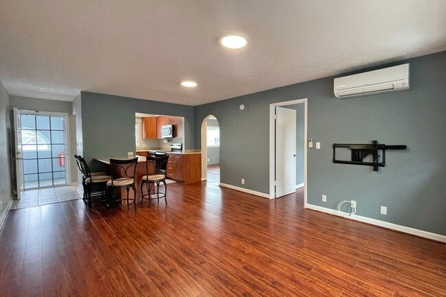 Building Photo - 355 Aoloa St