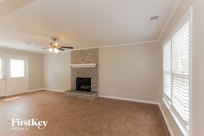 Building Photo - 1319 Hathshire Dr