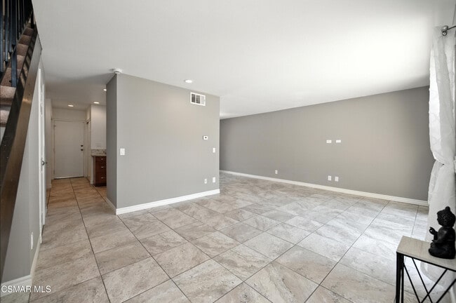 Building Photo - 28763 Conejo View Dr