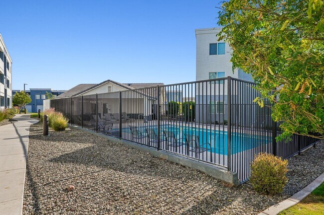 Foto del edificio - Village On Greenway