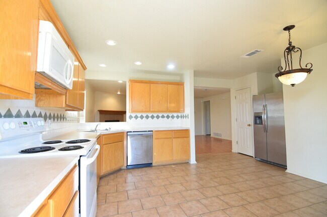 Foto del edificio - 1305 Katelyn Cir