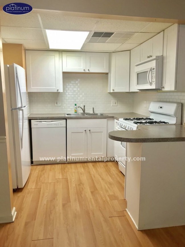 Building Photo - 1732 Cotton Patch Ln