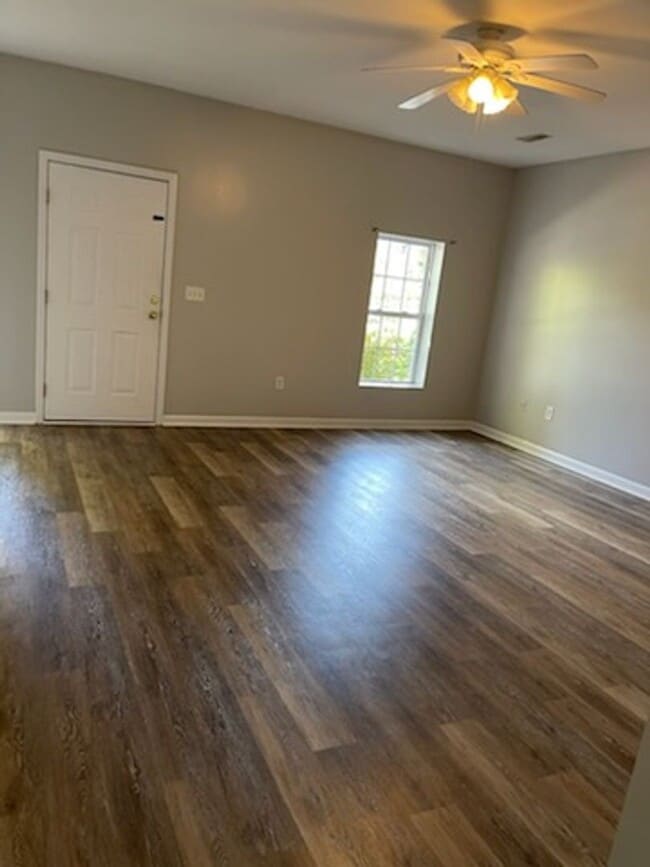 Building Photo - 524 Allensville Rd