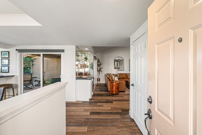 Foto del edificio - 82 Conejo Cir