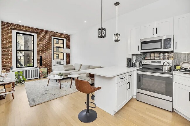 Foto del edificio - 304 Columbus Ave