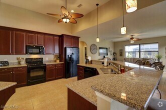 Building Photo - 3525 Surfside Blvd