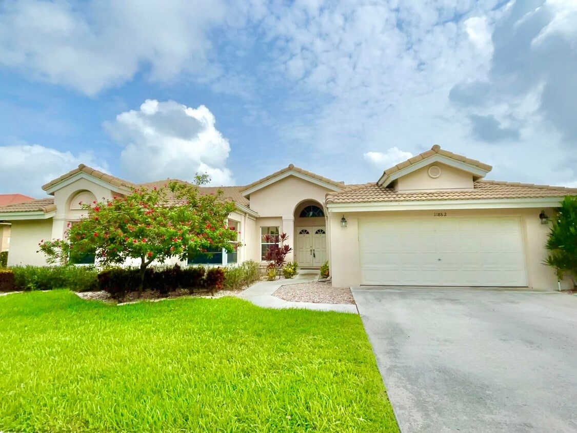 11862 Island Lakes Ln, Boca Raton, FL 33498 House Rental in Boca
