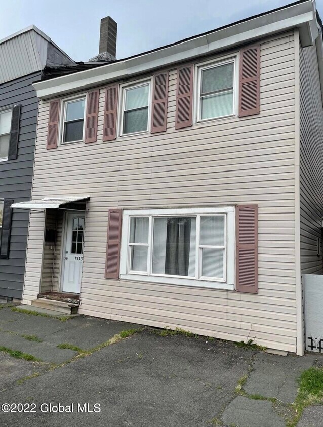 1333 Broadway Unit 1, Watervliet, NY 12189 Apartment for Rent in