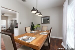 Building Photo - 5854 Larkmeadow Dr