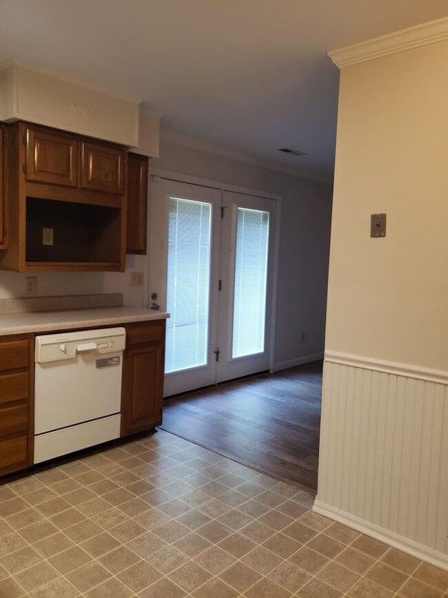 Building Photo - 3796 Vandalia Dr