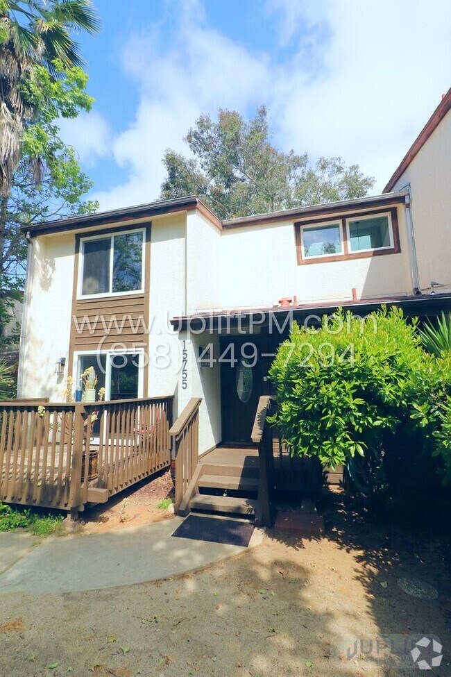 San Vicente Country Villas Apartments for Rent with a Swimming Pool