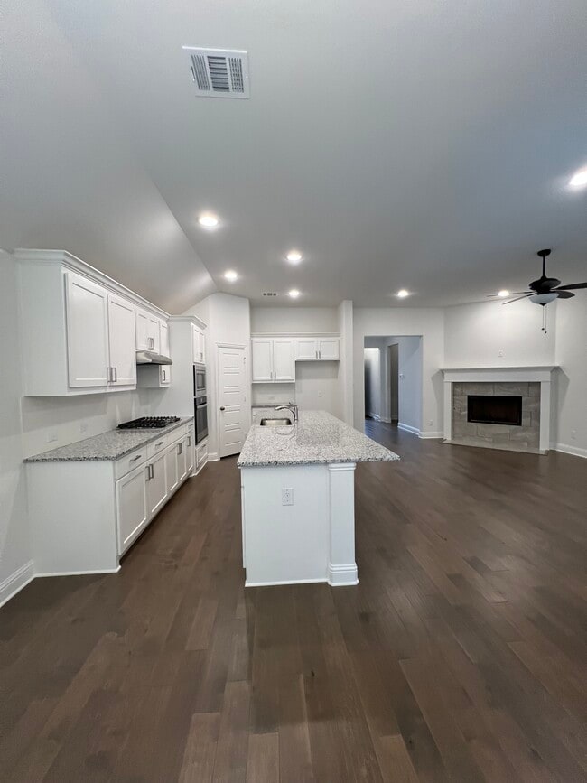 Foto del edificio - 4428 Mill Falls Dr