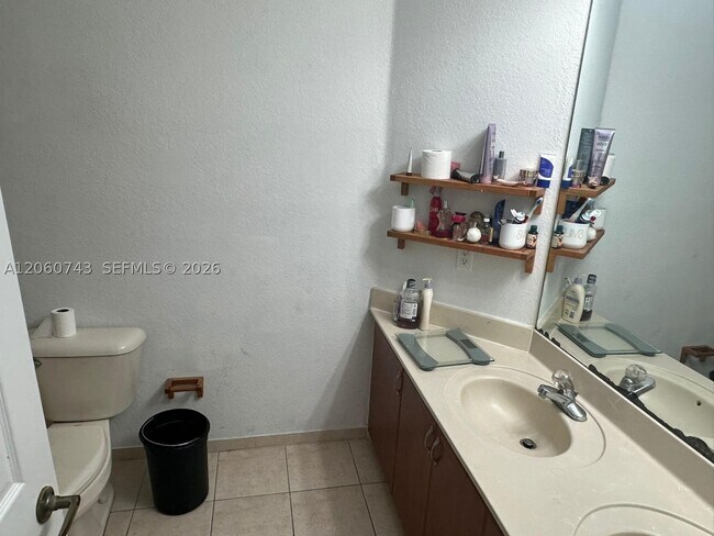 Foto del edificio - 11633 NW 78th St