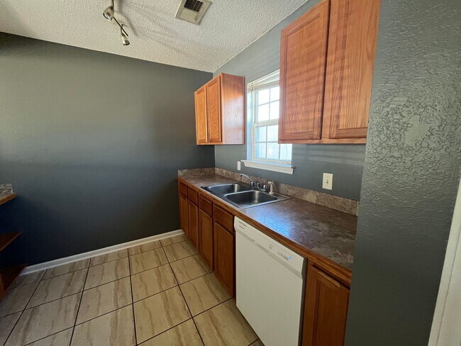 Foto del edificio - 57 Bearing Cir