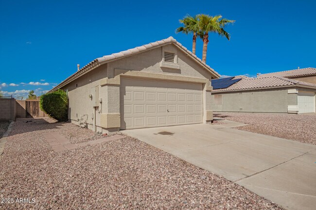 Building Photo - 11016 W Lane Ave