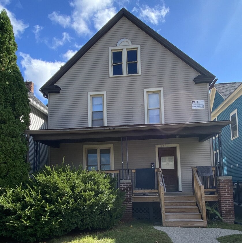 Foto principal - 717 Oakland Ave