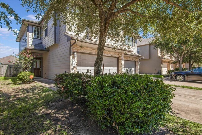 Foto del edificio - 2739 Maybrook Hollow Ln