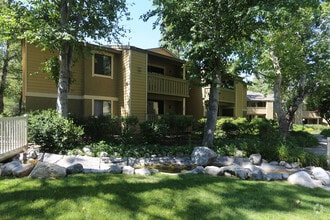 Building Photo - River Oaks Apartments