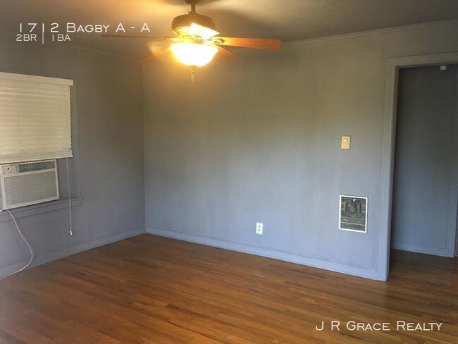 Building Photo - 1712 Bagby A