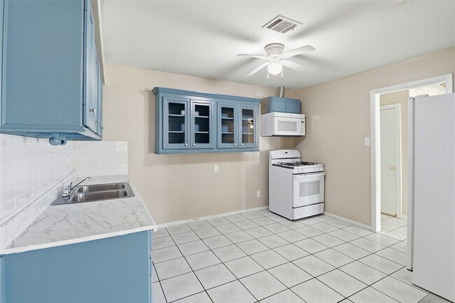 Foto del edificio - 6226 Antha St