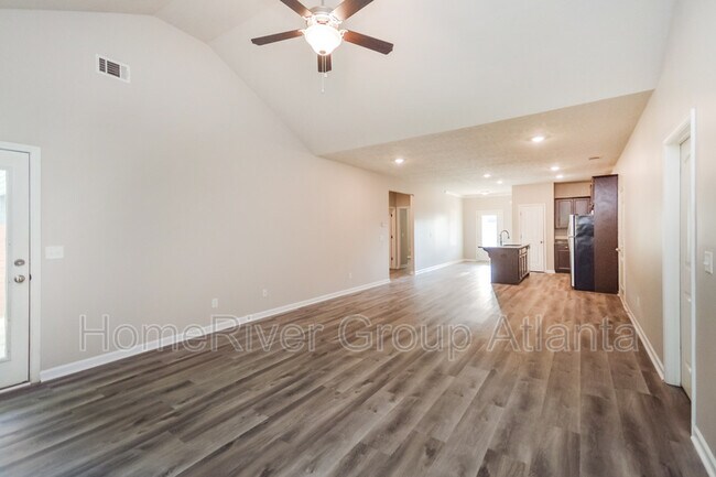 Building Photo - 95 Orchard Ln